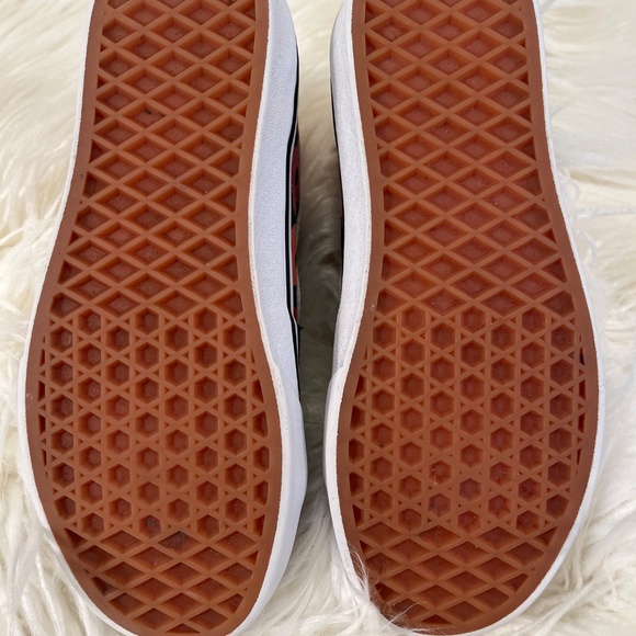 VANS "SK8 Hi tops in Retro Flower" - Picture 8 of 10